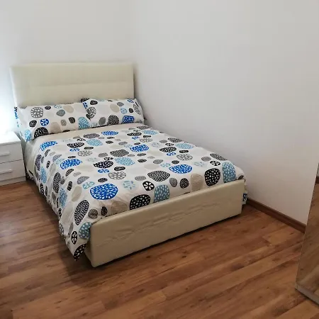 בית נופש Savoia קליארי